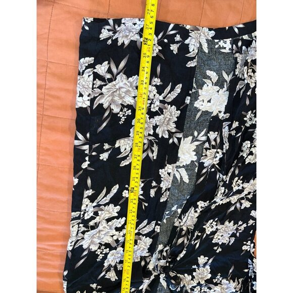 Spiritual Gangster Womens Floral Kimono Black & White One Size Wrap - Picture 8 of 9